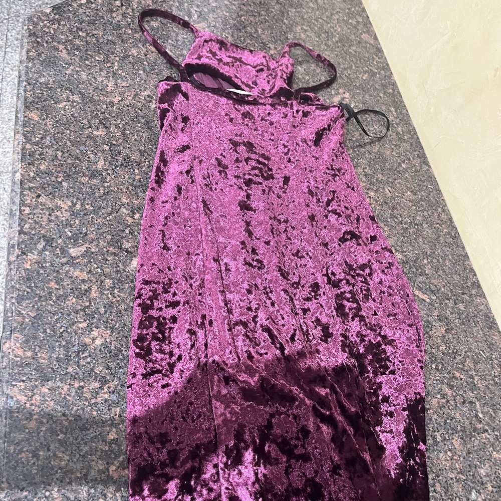 Satin Forever 21 dress